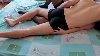 Dia Mengerang Keras Dan Meminta Lebih Banyak Orgasme Di Vaginanya – Kenikmatan Mewah
