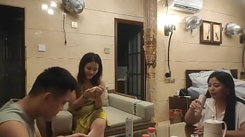 Gadis Cantik China Dengan Gaya Yang Menggoda Dan Awet Muda