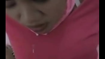 Gairah Di Balik Hijab