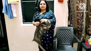 Bhabhi Tetangga Menggoda Cowok Muda Dengan Nafsu Panas