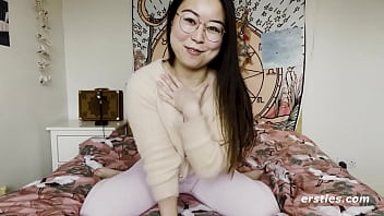 Gadis Cina Imut Senang Banget Bikin Video Masturbasi Untuk Kami