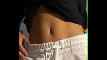 Goyang Hot Tiktoker Indonesia Bikin Heboh