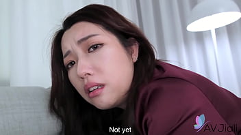 Istri Seksi Cici Dengan Payudara Besar Bermain Dengan Kontol Keras