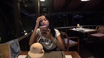 Diam Lama Menikmati Hasil Creampie Di Dalamnya