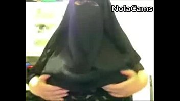 Video Panas Dengan Adegan Mesra Yang Menggoda